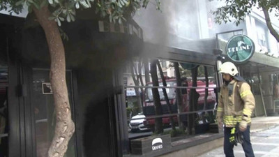 Kadıköy'de bir kafede yangın çıktı