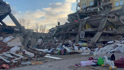 Adıyaman'da depremde yıkılan iki bloklu sitenin şantiye şefi tutuklandı