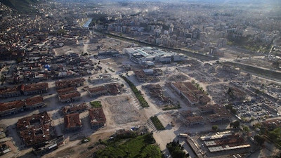 Milyarca liralık deprem konutu ihalelerini AKP'ye yakın şirketler aldı