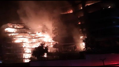 İzmir'deki Folkart Sitesi'nde büyük yangın