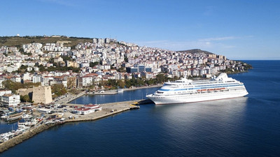 Sezonun ilk kruvaziyer gemisi Sinop’a ulaştı
