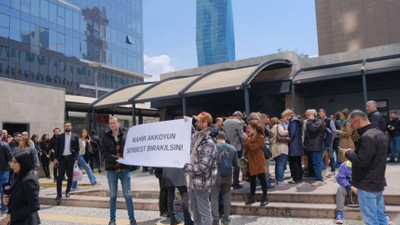 Mahir Akkoyun’a adliye önünde destek: Muhalefete gözdağıdır