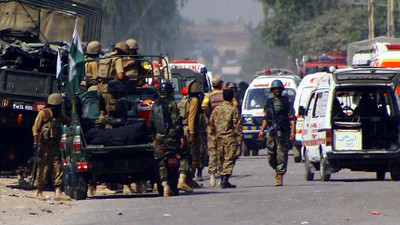Pakistan'da bombalı saldırı sonucu 2 asker öldü