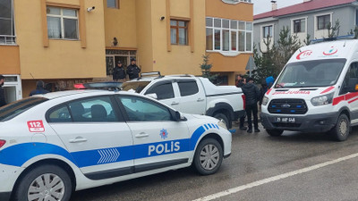 Erzurum'da evlat vahşeti: Annesini katletti, babasını ağır yaraladı