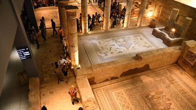Deprem nedeniyle kapanan Zeugma Mozaik Müzesi yeniden ziyarete açılıyor