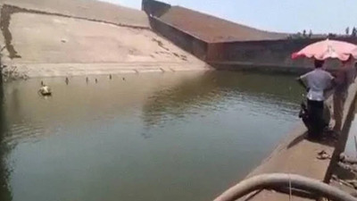 Hükümet yetkilisi suya düşen telefonunu bulmak için barajı boşalttırdı
