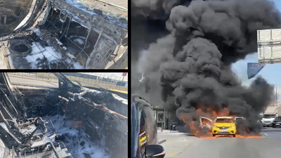 Eminönü'nde taksi alev alev yandı