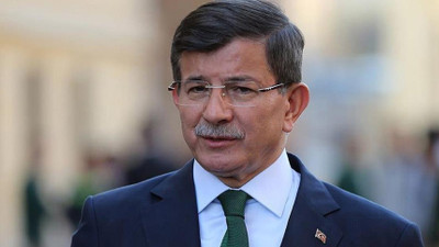 Davutoğlu'ndan AKP'ye: Bizi camilerde hesaba çekmeye çalışanlara hesap soracağız
