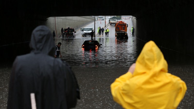 Ankara’da şiddetli yağış hayatı olumsuz etkiledi