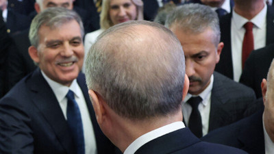 Törende Abdullah Gül sürprizi
