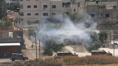 İsrail, 2002'den beri 'ilk kez' Batı Şeria'da hava saldırılarına başvurdu