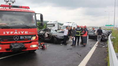 Kuzey Marmara Otoyolu'ndaki zincirleme kazada yaralanan öğretim üyesi hayatını kaybetti