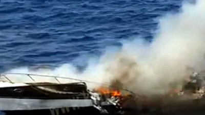 Yat yandı: 3 Türk denize atlayarak kurtuldu