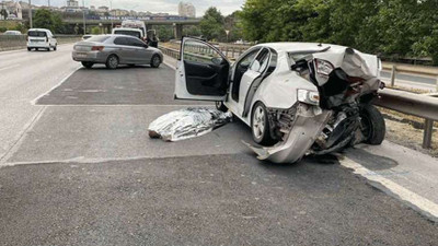 Pendik’te yarışan otomobilin çarptığı araç sürücüsü yaşamını yitirdi