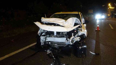 Samsun’da feci kaza: Otomobil önündeki araca çarptı, 3 kişi hayatını kaybetti