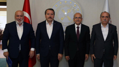 Memur-Sen'den Hazine ve Maliye Bakanı Mehmet Şimşek'e ziyaret