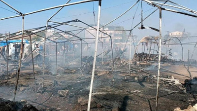 Hatay'da çadırkentte yangın: 50 çadır yandı
