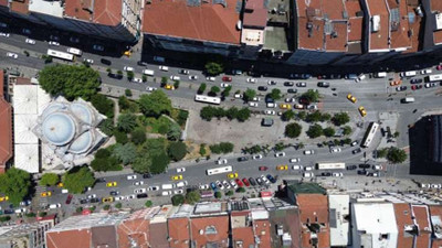 Türkiye'de ilk ölümlü trafik kazasının meydana geldiği cadde havadan görüntülendi