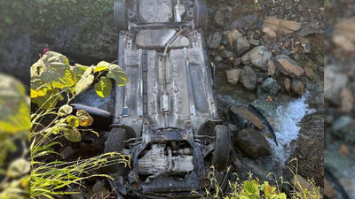 Rize'de otomobil köprüden düştü: 1 ölü, 1 yaralı