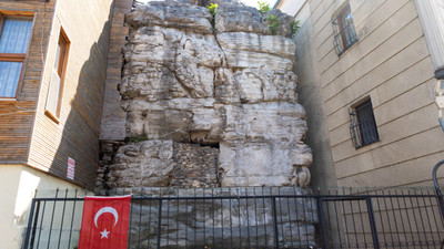 Tarihi Arkadios Sütunu 16 asır sonra restore ediliyor