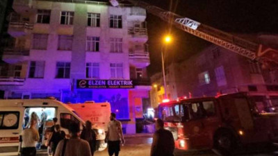 Adana'da yangın: 20 kişi hastaneye kaldırıldı