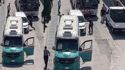 İzmir'de minibüs şoförü trafikte tartıştığı sürücüyü bıçakladı