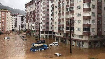 Rize'de şiddetli yağışların ardından 39 ev tahliye edildi