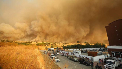Çanakkale’de orman yangını: Köyler boşaltıldı, trafik askıya alındı...