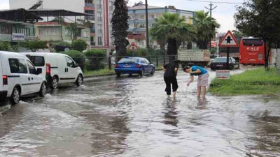 Aydın'da sağanak yağış: Dereler taştı, evleri su bastı