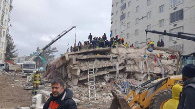 Depremde 137 kişinin öldüğü apartmanların hem ruhsatsız hem projesiz olduğu ortaya çıktı
