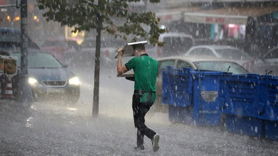 İstanbul'da yağış nedeniyle tramvay ve teleferik seferleri iptal edildi