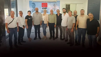 Karabağlar'da İYİ Parti'den istifa eden heyet, CHP'ye katıldı