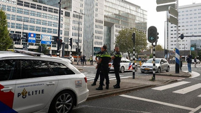 Hollanda'da silahlı saldırılar: Can kaybı var