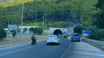 Antalya'da 14 araç tünelde zincirleme kaza yaptı