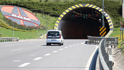 Tünelde heyelan engeli: İstanbul yönü trafiğe kapatıldı