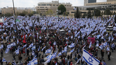 İsrail'deki protestolara 8 ayda yaklaşık 7 milyon kişi katıldı