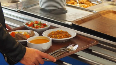 Üniversite yemekhanesinde yemeğe yüzde 233 zam