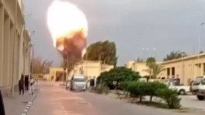 İsrail, Refah Sınır Kapısı’nı bombaladı