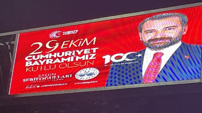 Cumhuriyet afişlerinde Atatürk'e yer vermediler
