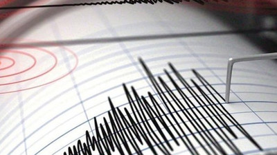 Peş peşe depremler... Malatya da sallandı