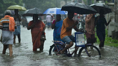 Hindistan'ı sel vurdu: 10 ölü, 22 yaralı, 82 kayıp