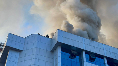 Konya Karatay belediye binasında yangın çıktı: Müdahale sürüyor