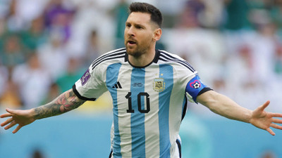 Messi rekorlara doymuyor