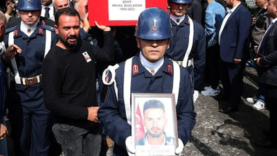 Teröristler tarafından öldürülüp aracı gasp edilen veteriner Mikail Bozlağan toprağa verildi