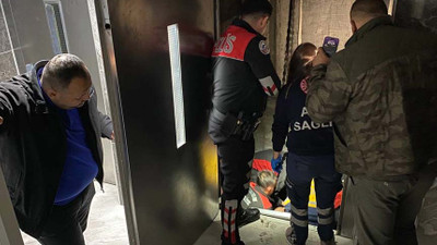 88 yaşındaki adam asansör boşluğuna düştü