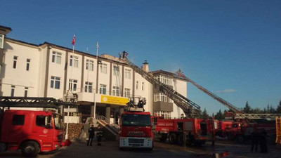Kırklareli'nde okulun çatısında yangın çıktı