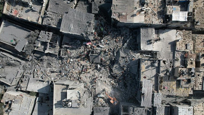 İsrail'in Gazze'ye yönelik saldırılarında iki hastanede büyük yıkım oldu
