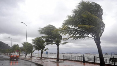 Meteoroloji'den İzmir için 'fırtına' uyarısı