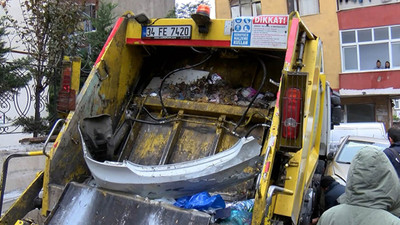 Çöp kamyonu 7 araca çarptı, sokak savaş alanına döndü