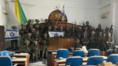 İsrail, Gazze'deki parlamento binasını işgal etti